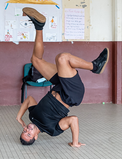 Association Touka Danses. Intervention à l'école Edgard Malacarnet de Cayenne, dans le cadre de la semaine olympique et paralympique 2021